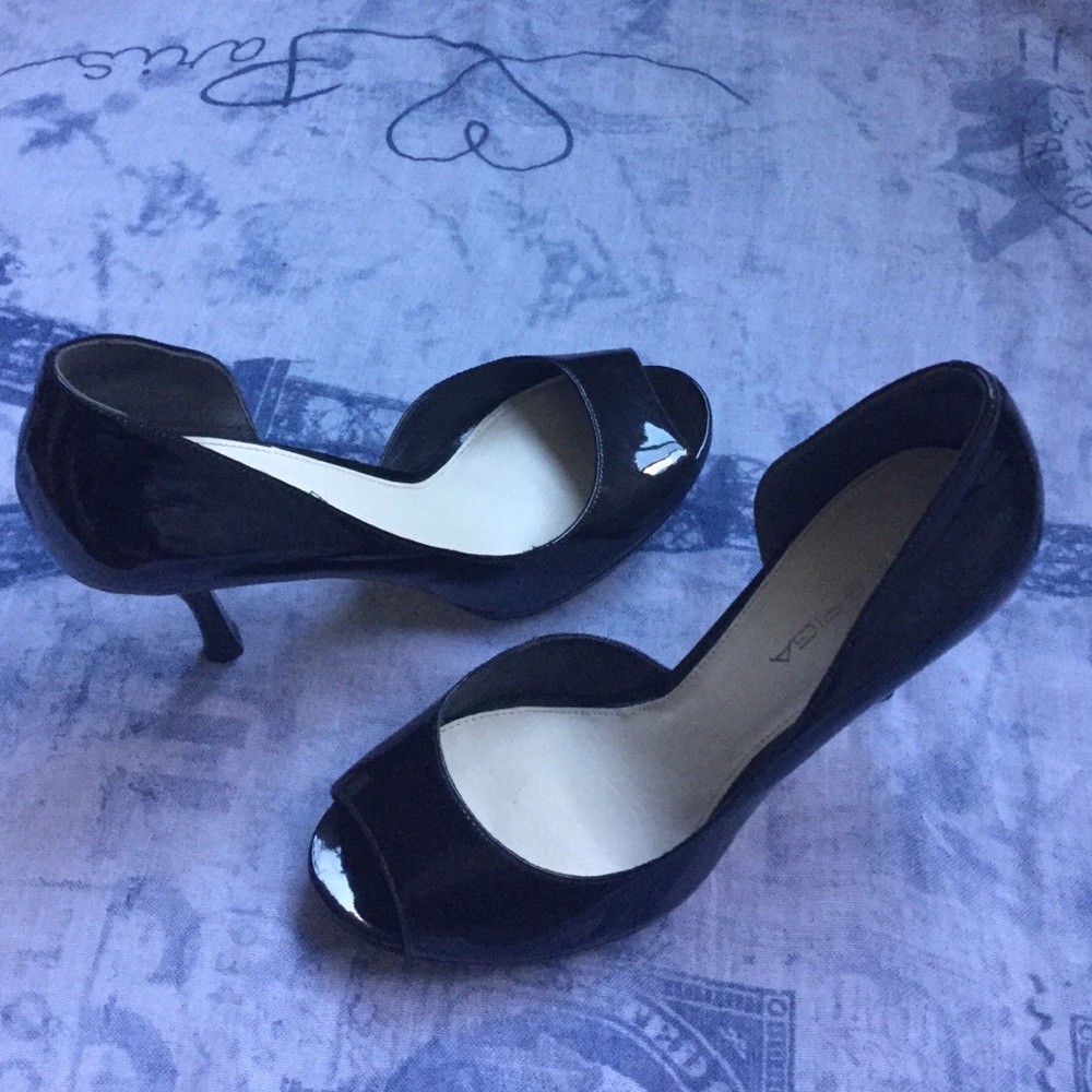 Via Spiga Malibu Peep Toe D’Orsay Heels